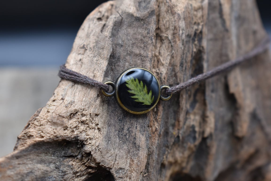 Silverweed Leaf Resin Bracelet on Adjustable Cotton Cord, Black Bracelet