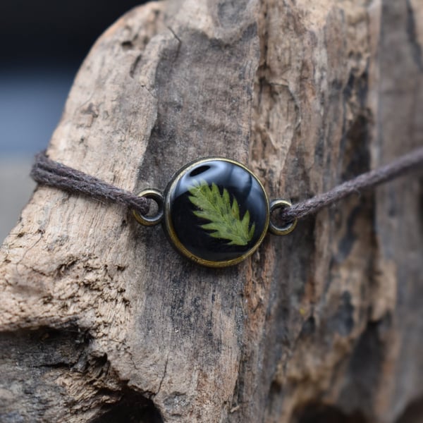 Silverweed Leaf Resin Bracelet on Adjustable Cotton Cord, Black Bracelet