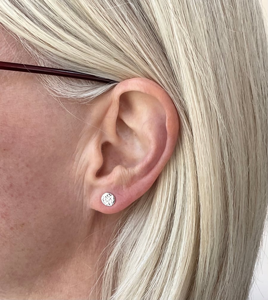 Hammered sterling silver disc stud earrings, handmade jewellery, round earrings 