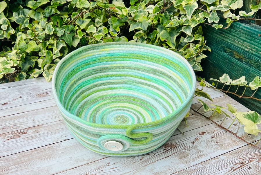 Green Coil Bowl