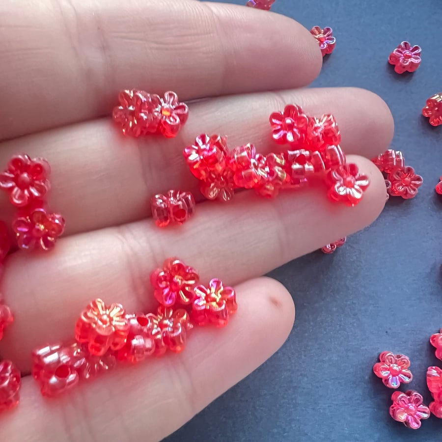 50 Small Red Flower Beads Set, Cute Floral Bead, Tiny cute jewellery beading