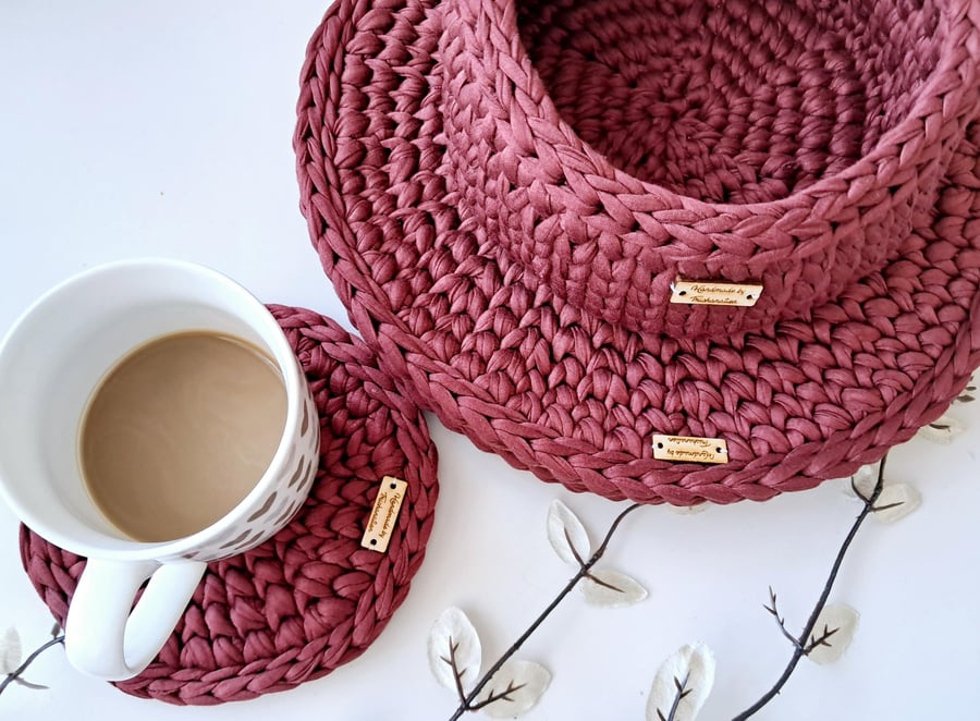 Home Decor, Handmade Table Coasters, Cups, Mugs, Dark Red