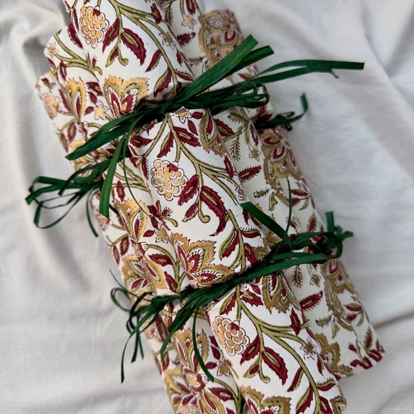Plastic Free Handmade Christmas Crackers 