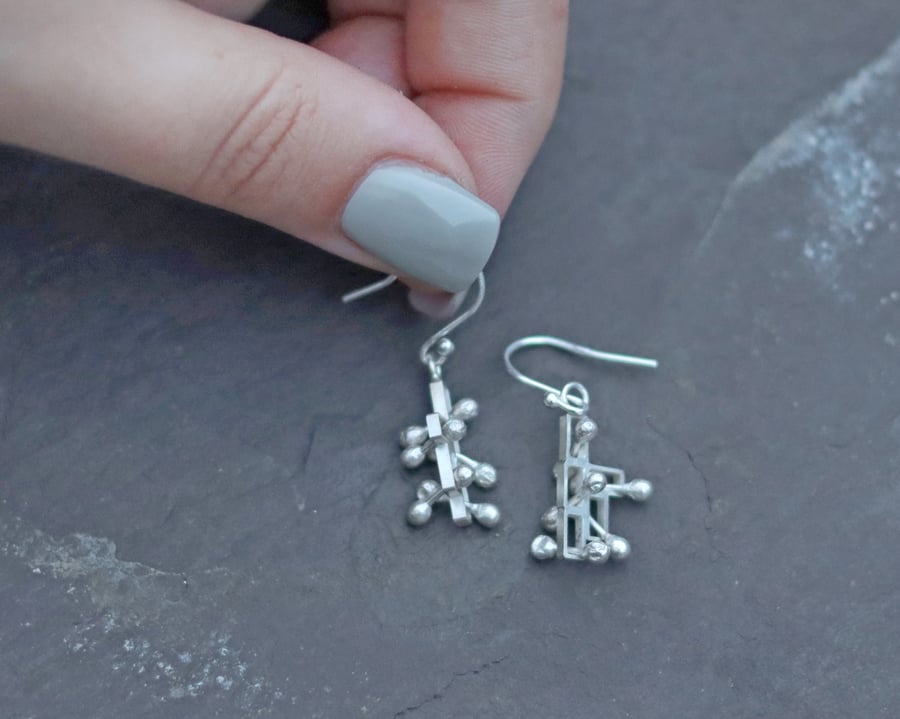 Small dangly earrings, kinetic drop earrings silver, style 1.