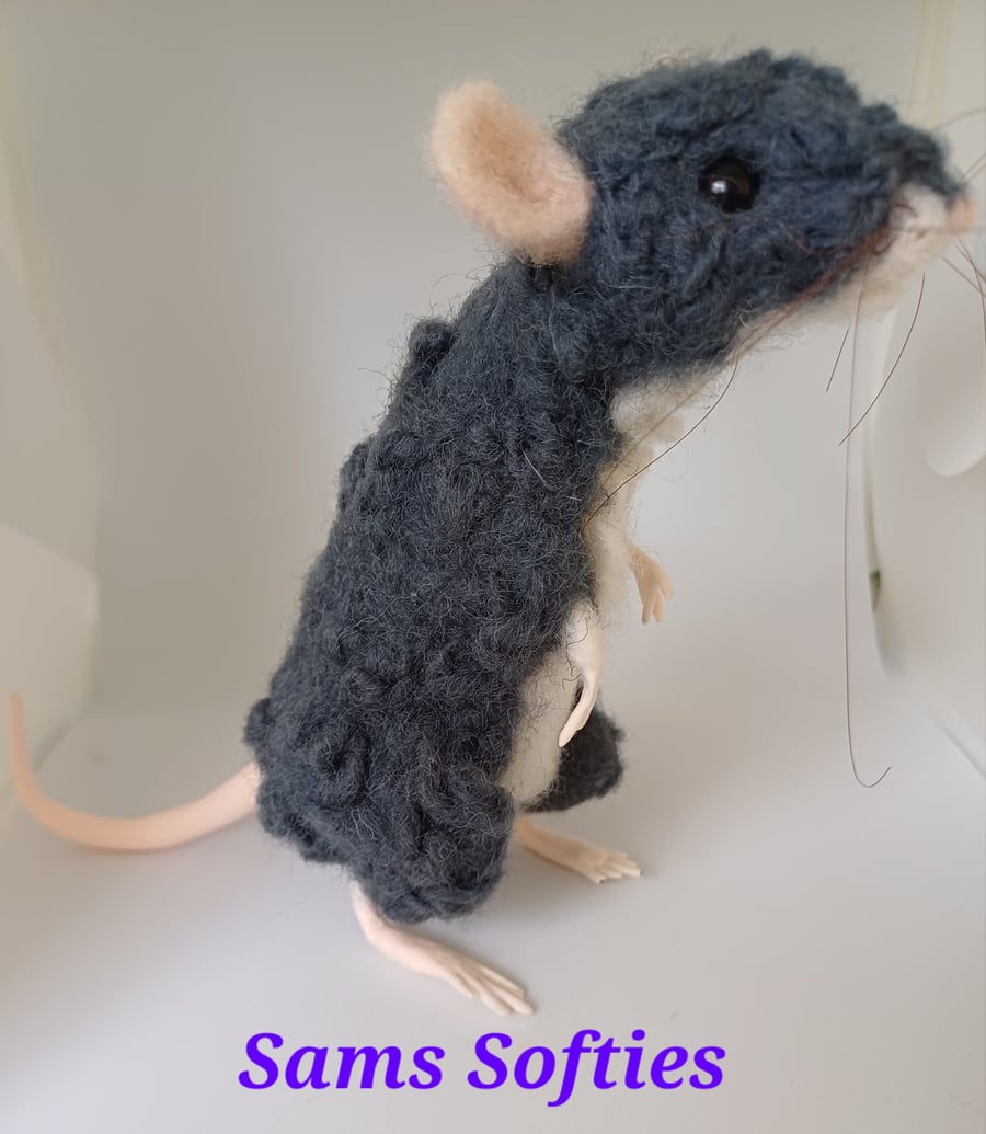 Rex needle felted rat 