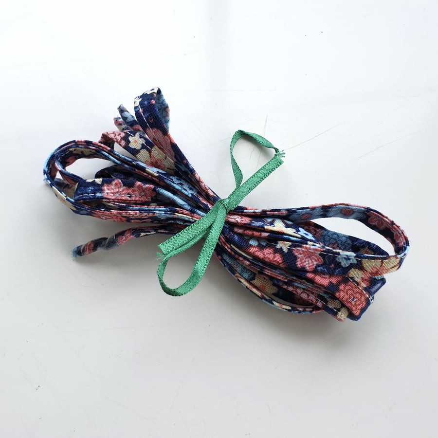 Childs Floral Shoe Laces