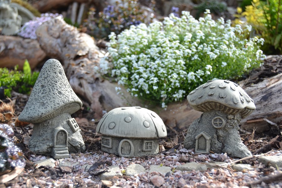 Fairy Mushroom House Set Stone Garden Ornament
