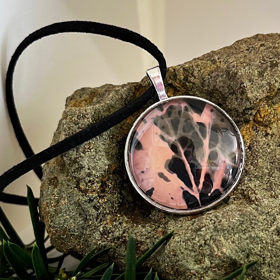 Chemigram Leaf Print Pendant Necklace no4