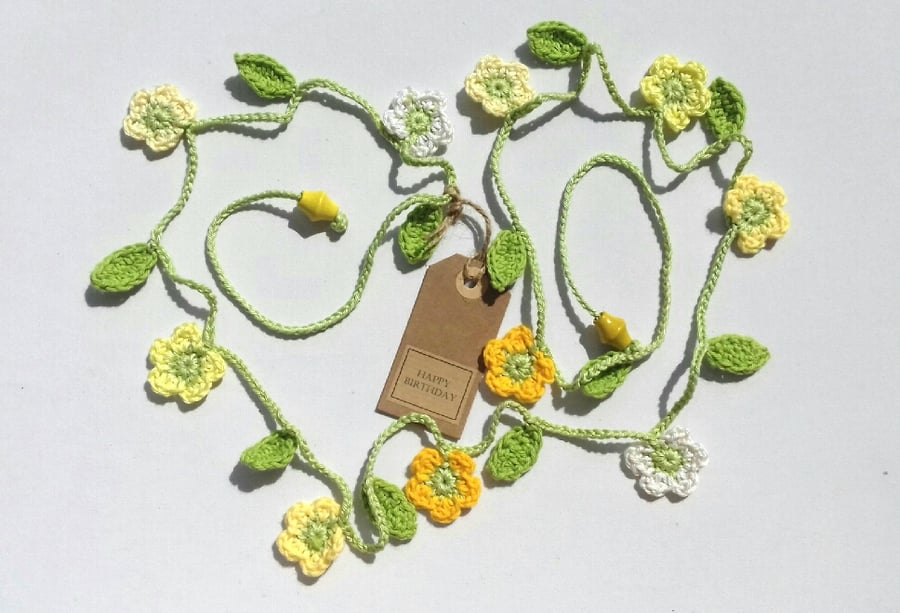Summer Flower Crochet Mini Bunting 