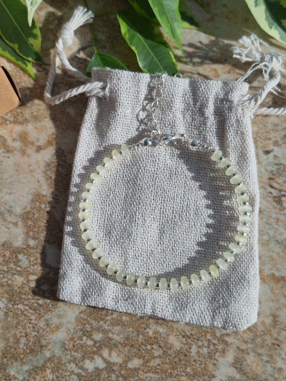 Pale Yellow Frosted Glass Rondelle Bead Bracelet