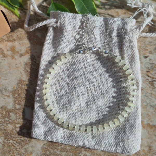 Pale Yellow Frosted Glass Rondelle Bead Bracelet