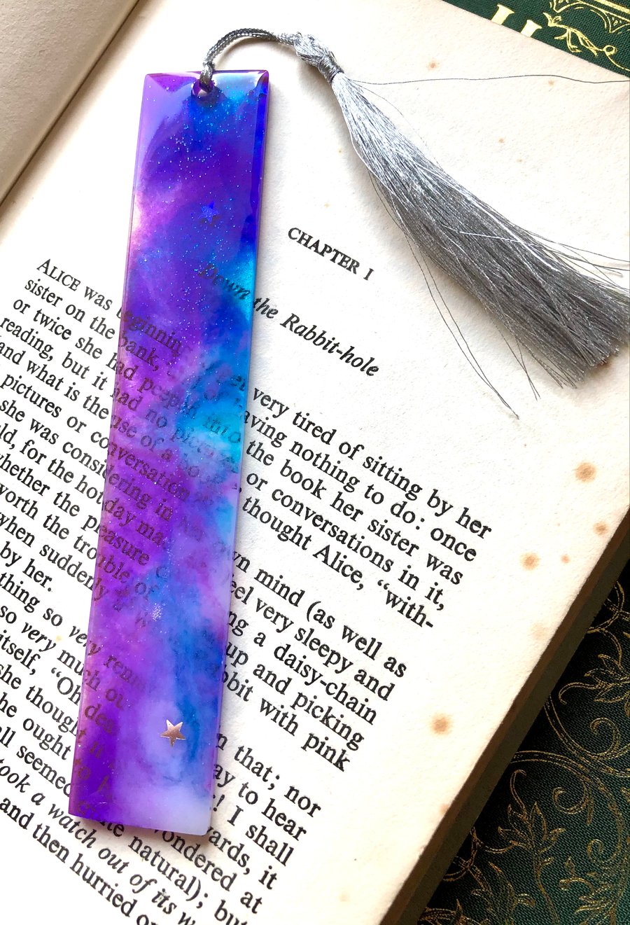 Sparkling Starlight Resin Bookmark with Silver Tassel Design 7