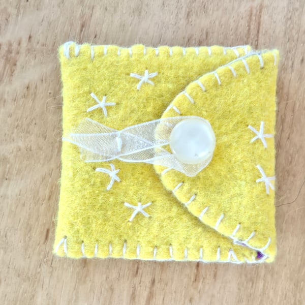 Jewellery felt purse