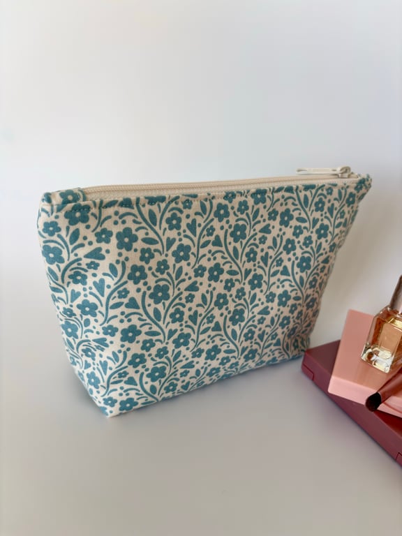 Make up bag, small toiletry bag, water resistant lining, in cream and blue