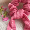 Bow Tail Scrunchie in Pink