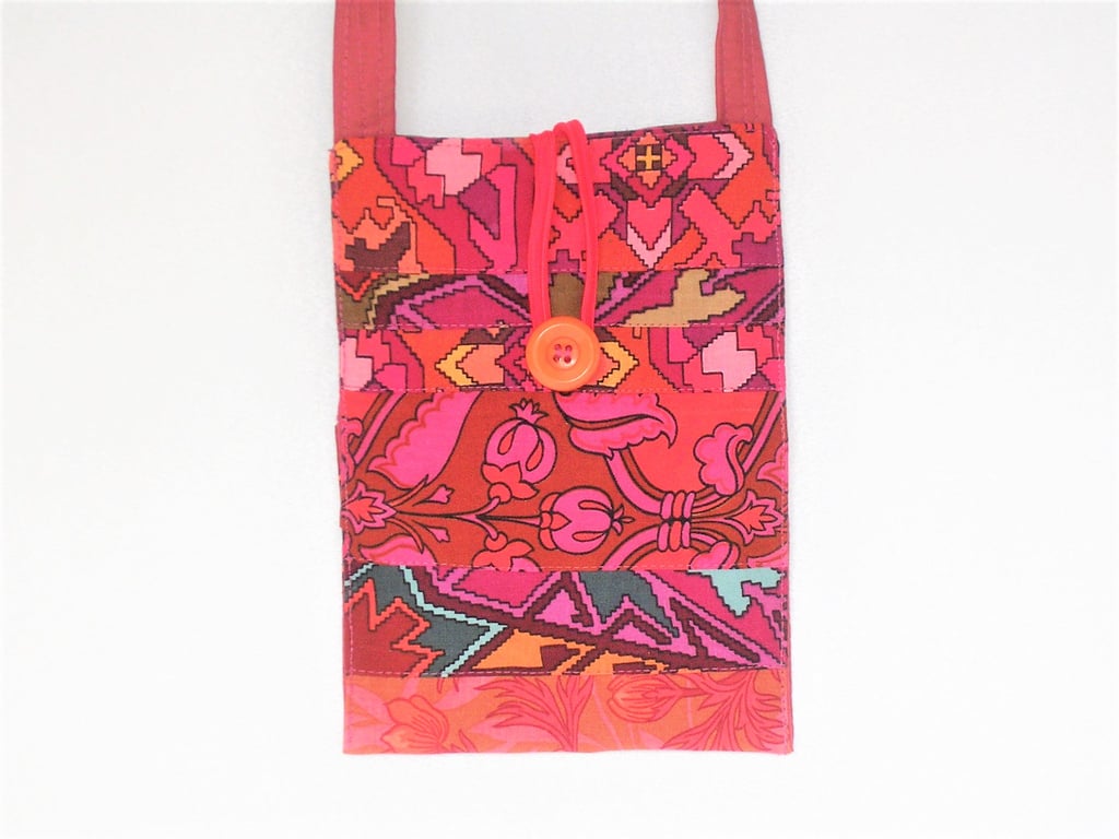 SMALL PATCHWORK Shoulder BAG, vintage cotton fabric, minimalist design