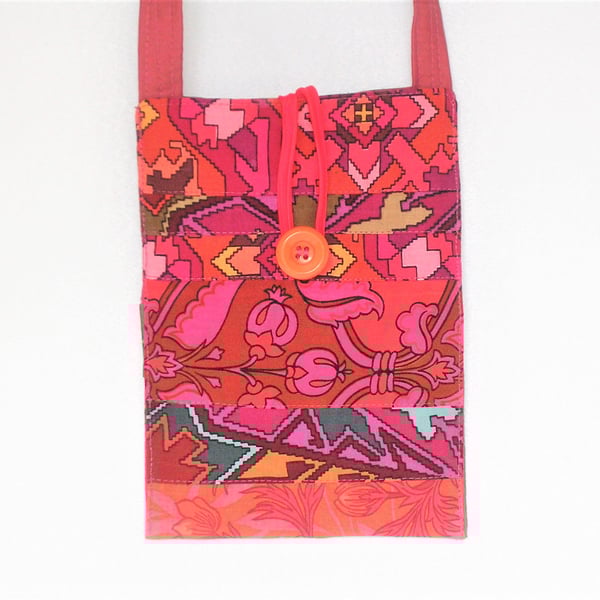 SMALL PATCHWORK Shoulder BAG, vintage cotton fabric, minimalist design