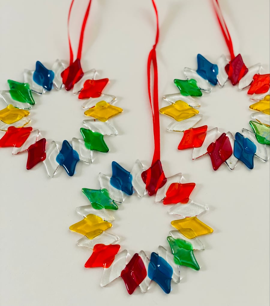 Stunning rainbow fused glass wreath hanging Christmas dec 