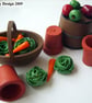 1:12 Scale Dolls House Gardening Set - Image 4