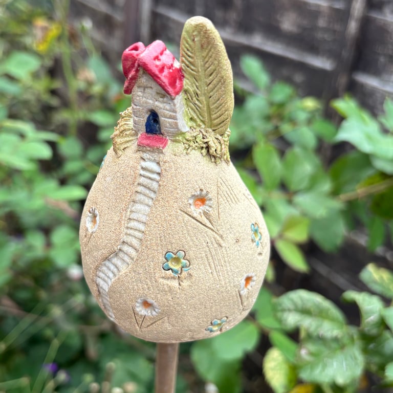 House on the Hill cane topper 