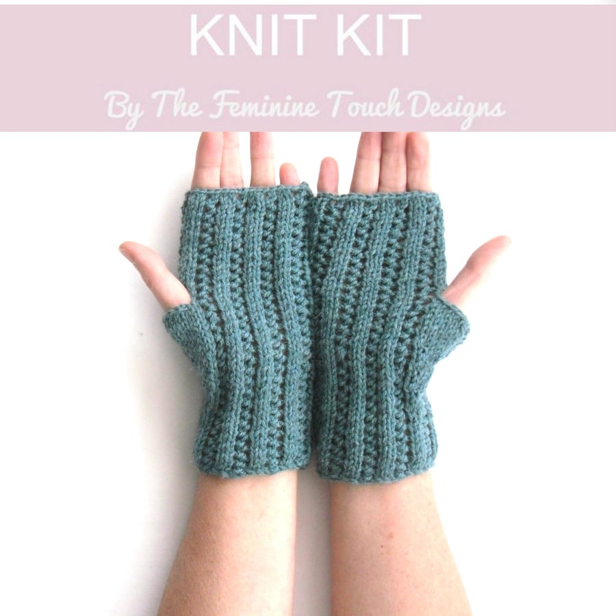 Alpaca Gloves knitting kit 