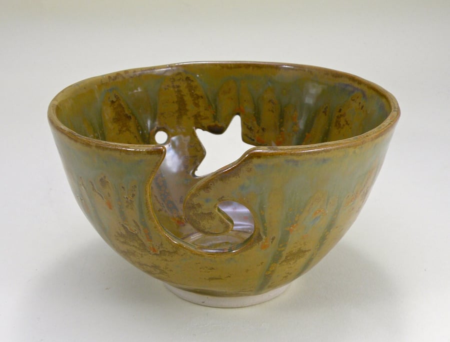 Yarn Bowl Knitting Bowl Crochet Bowl hand made made in cornwall domspottery