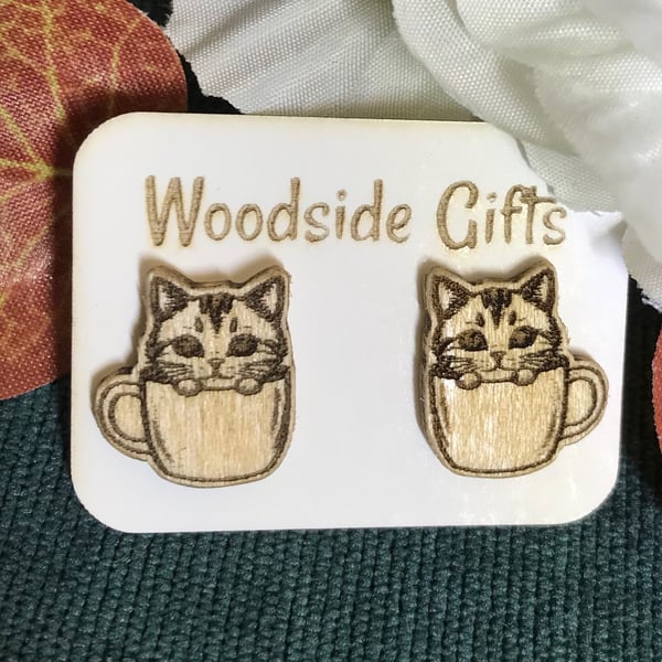 Cats in cups - Barista stud earrrings laser engraved.