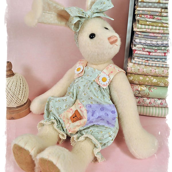 PDF - Daphne Hare Pattern