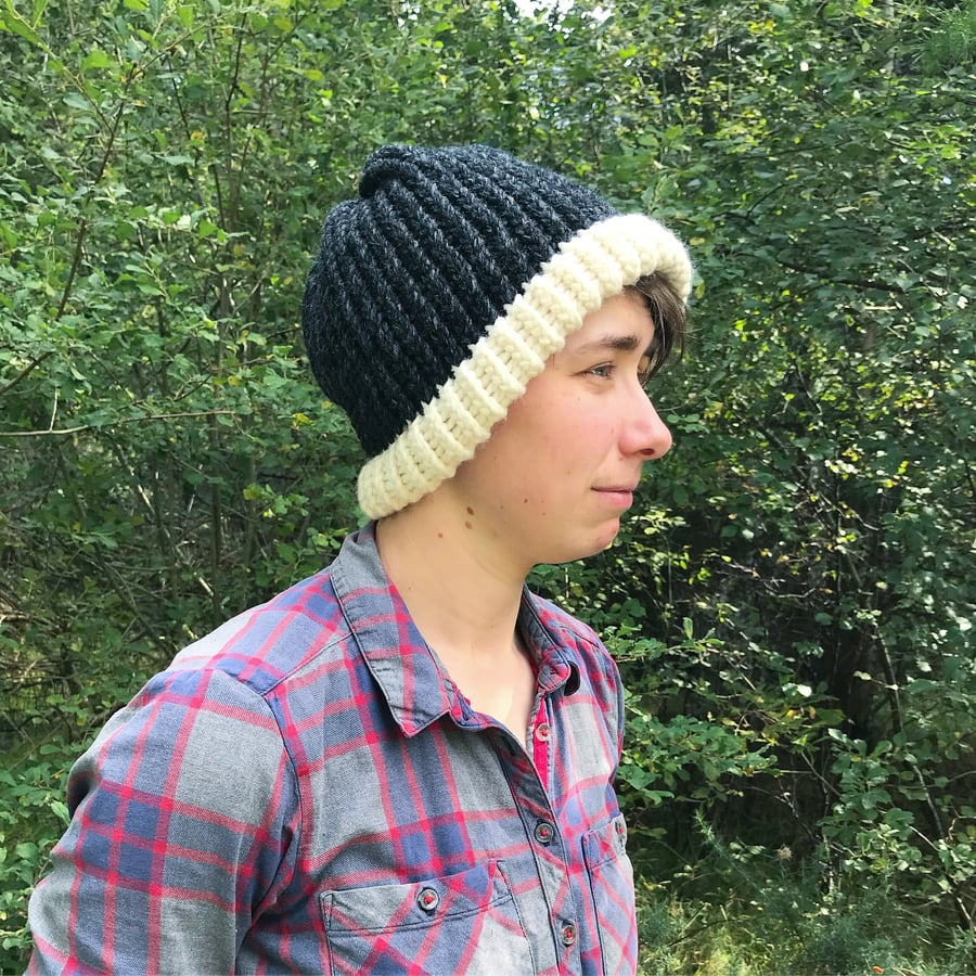 Chunky Knit Beanie. Black Beanie. Chunky Knit Hat. Woolly Hat. Woollen Hat.