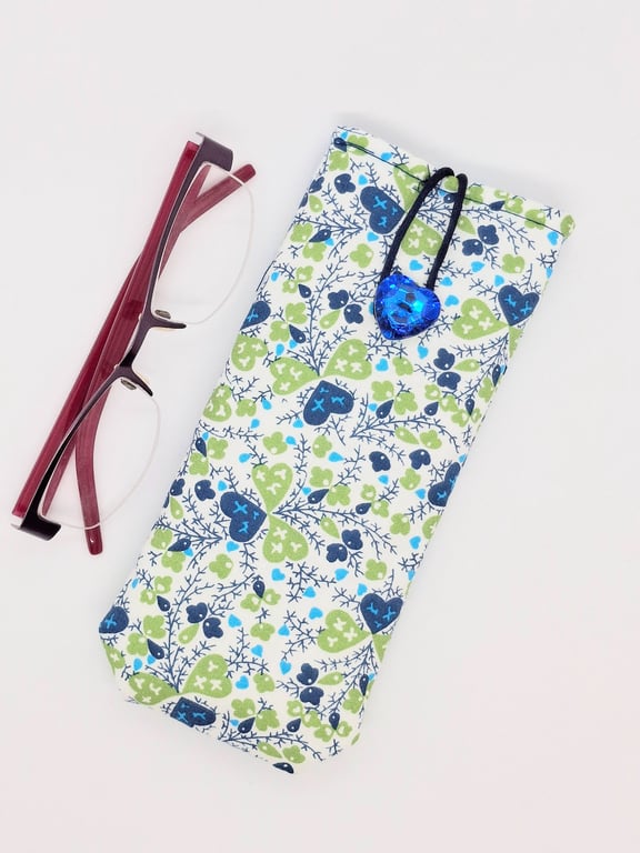Liberty fabric lucky clover hearts glasses case 388P