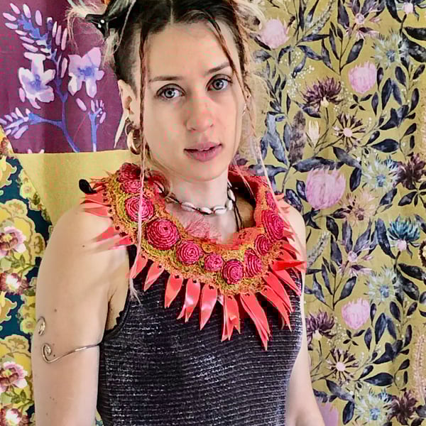 Red flamed collar - statement piece 