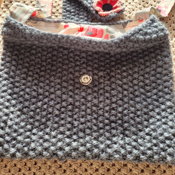 Grey, with pink floral lining shoulder bag