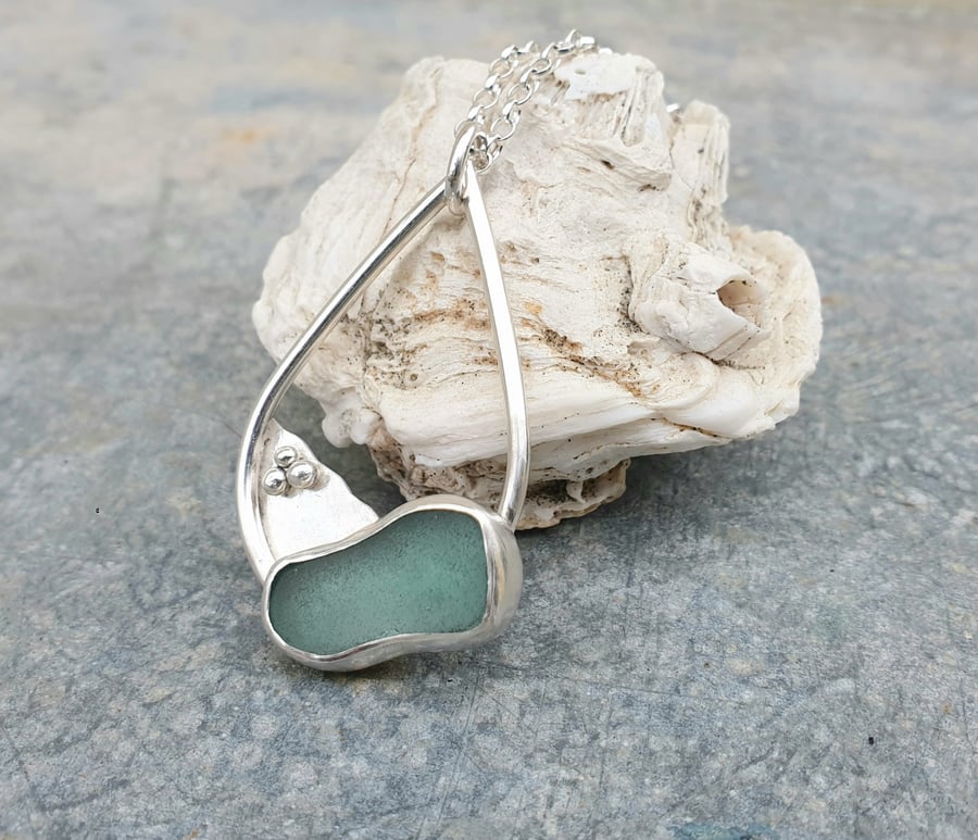 Silver teardrop rockpool beach pendant with seaglass