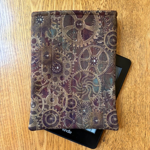 Steampunk Cogs Print Quilted Fabric Sleeve For 6" Kindle Paperwhite