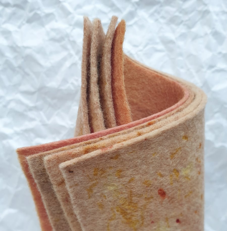 Naturally Dyed Wool Felt Sheets - Pack of 4 Medium Oranges (Light)