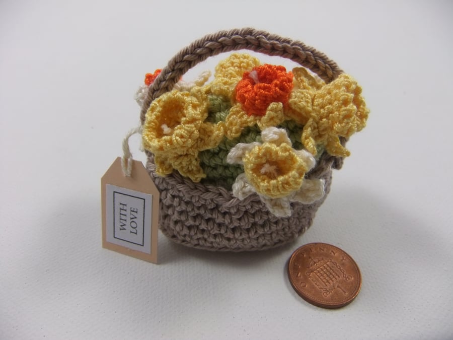 Crochet Basket of Daffodils