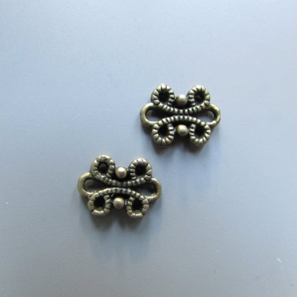 Bronze connector Jewellery Charm Steampunk x 2