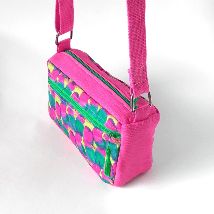Small crossbody bag, with Lovebirds in pink and green - box style