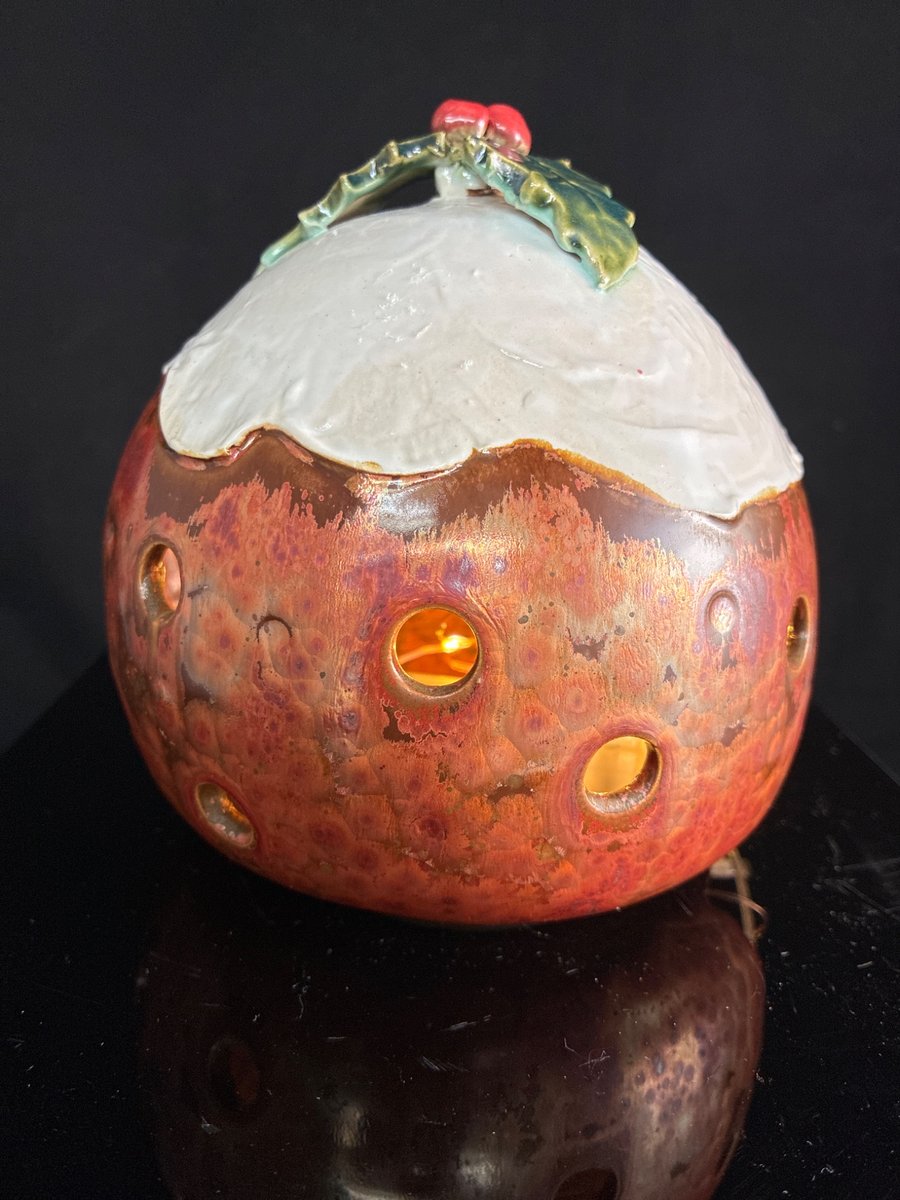 Image of Christmas pudding luminary