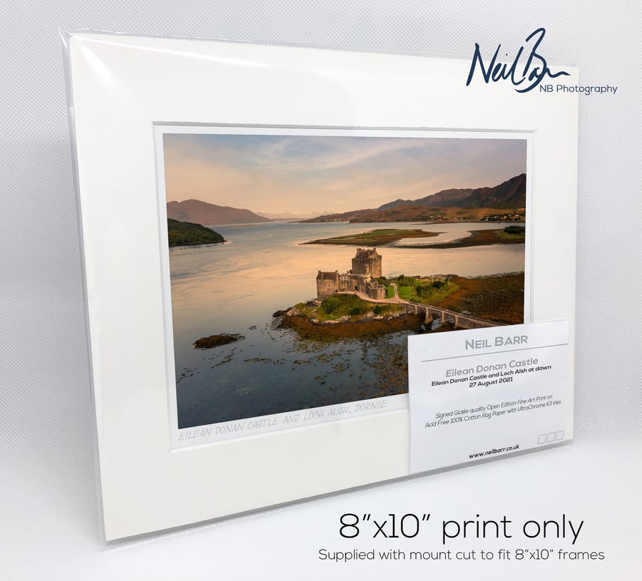 Eilean Donan Castle, Dornie, Scotland - A5 (10" x 8") Unframed Print