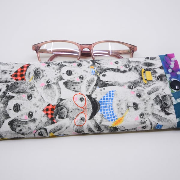 Fun animal print glasses case, fully padded.