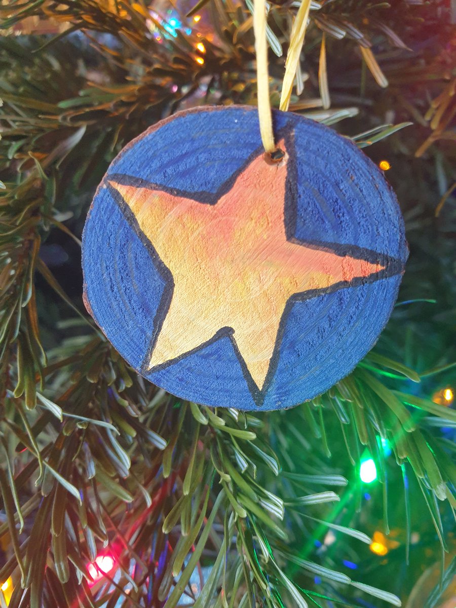 Star handpainted wooden slice