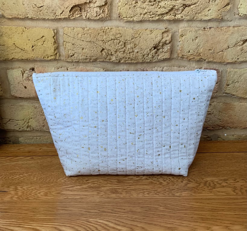 White and Gold Quilted Fabric Washbag