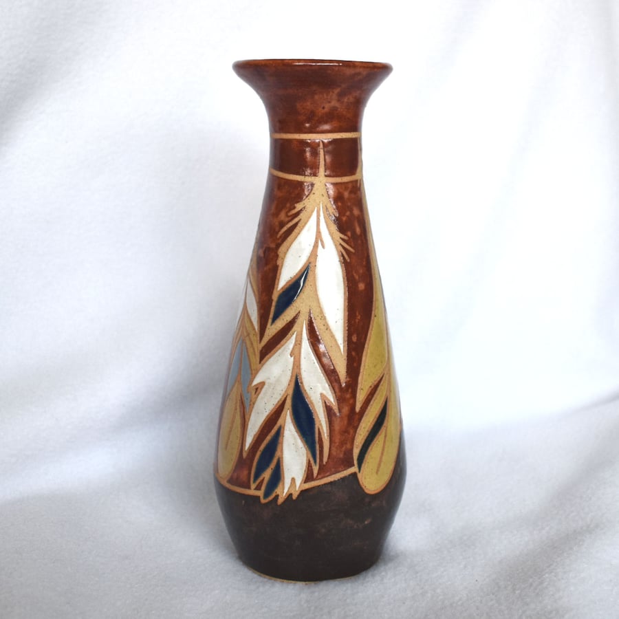 19-205 Stoneware pottery hand thrown bottle vase with feathers (Free UK postage)