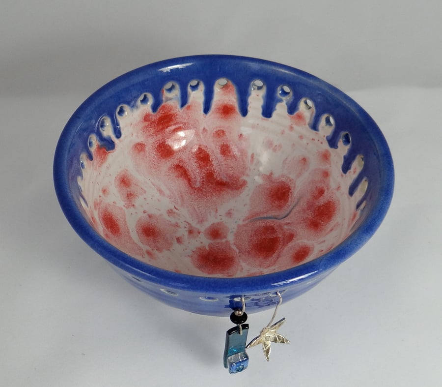 Decorative jewellery bowl in sky-blue and cerise - handmade earthenware