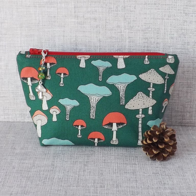 Makeup bag, zipped pouch, cosmetic bag, mushrooms