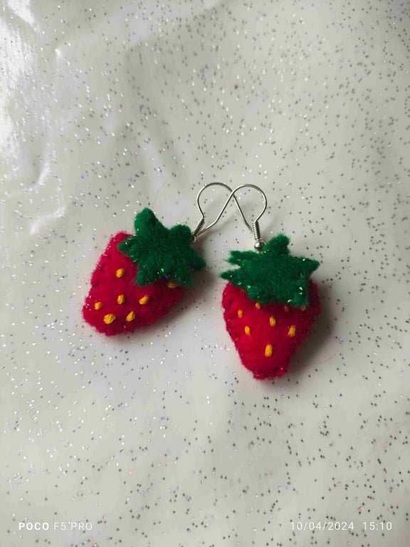 handmade felt strawberry earrings