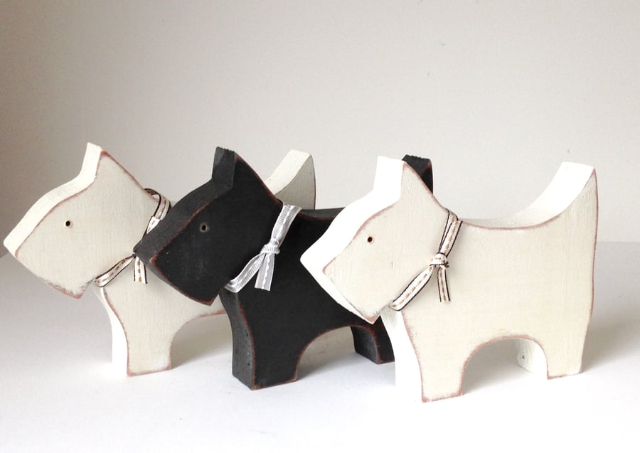 Wooden Scottie Dogs  (medium)