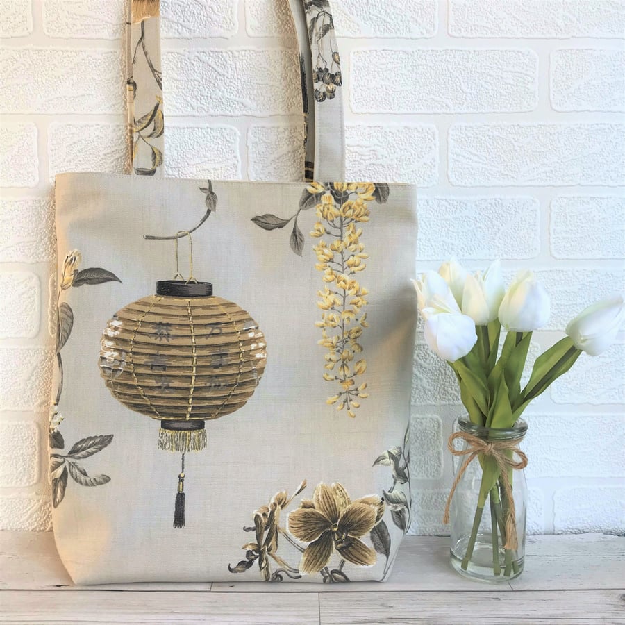 Oriental tote bag with lantern and floral print in beige, yellow and brown