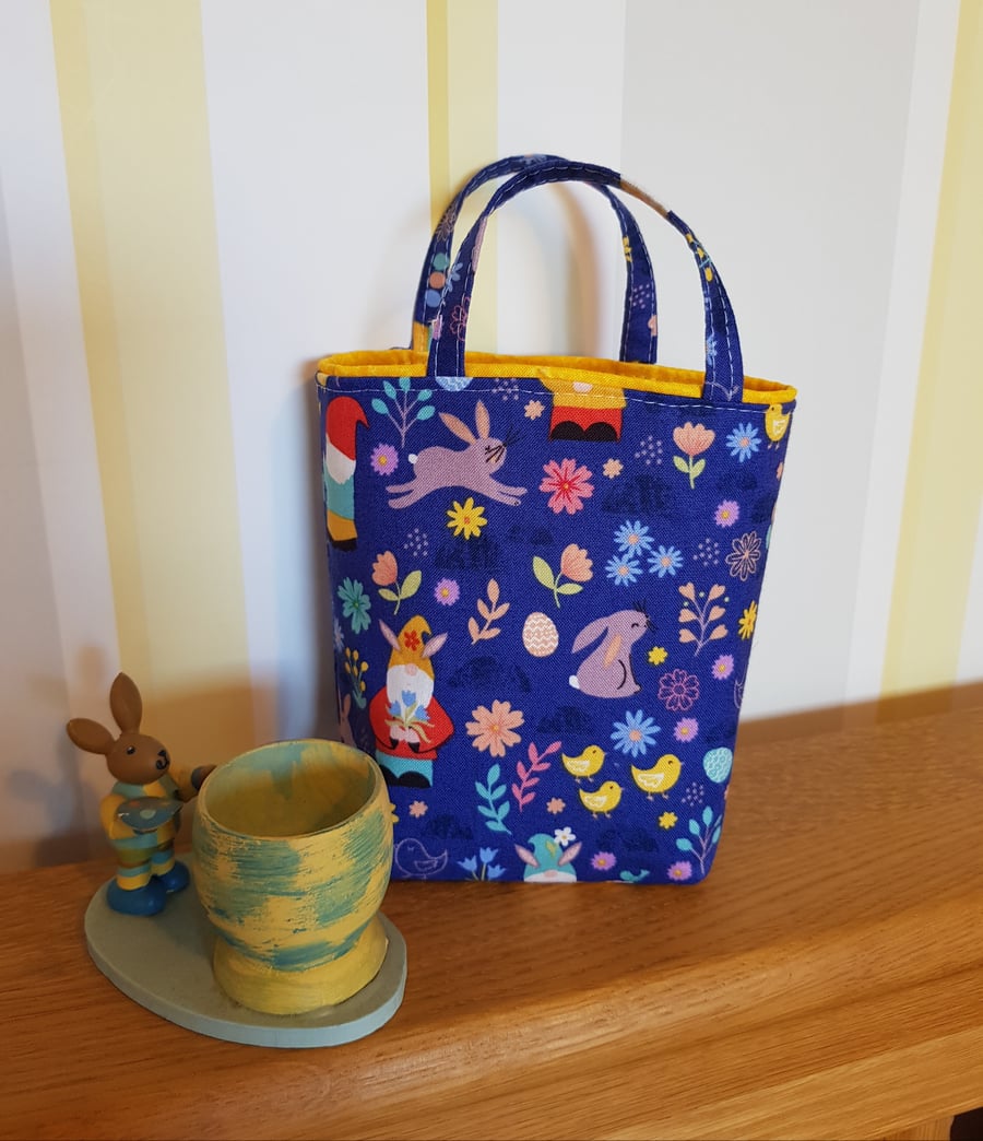 Mini Easter Gift Bag: bunnies and gnomes 